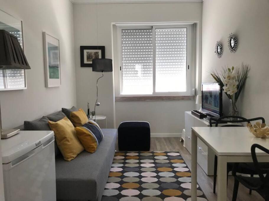 Cosy 2 Bedrooms Apartment In Arroios - Ssl 3A Lisboa Kültér fotó